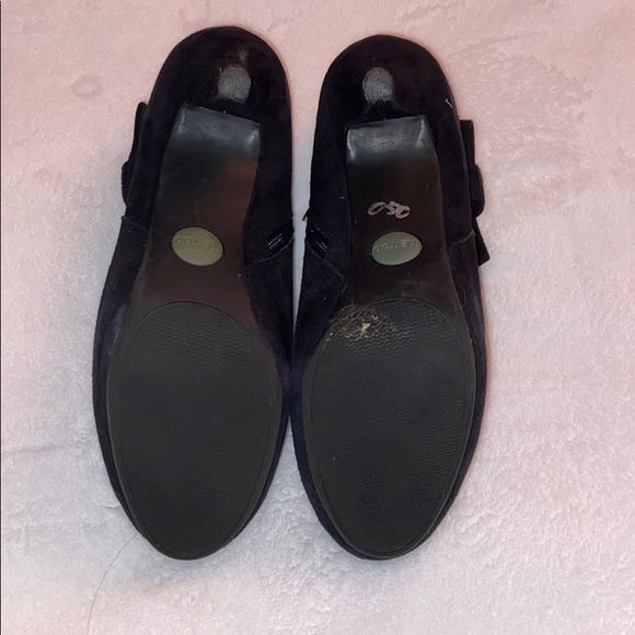 BLACK SUEDE BOOTIES - Picture 5 of 7